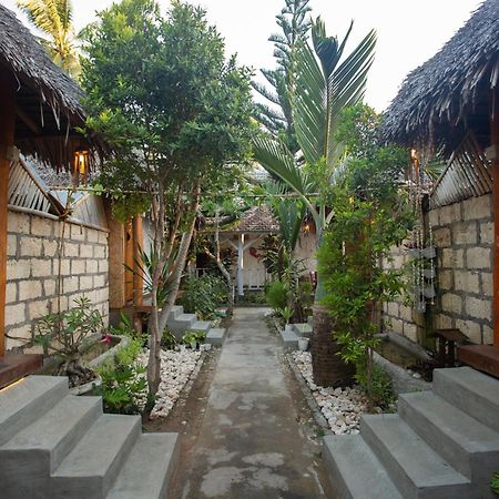 Fullmoon Bungalows Toyapakeh Exterior foto