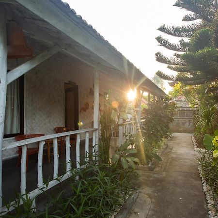 Fullmoon Bungalows Toyapakeh Exterior foto