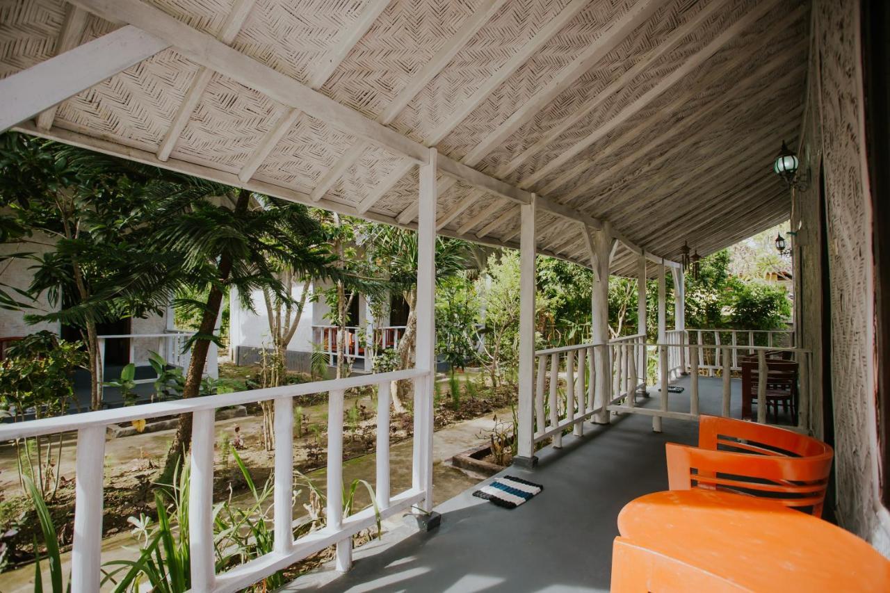 Fullmoon Bungalows Toyapakeh Exterior foto