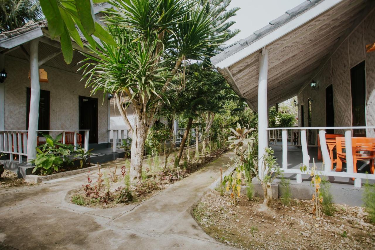 Fullmoon Bungalows Toyapakeh Exterior foto