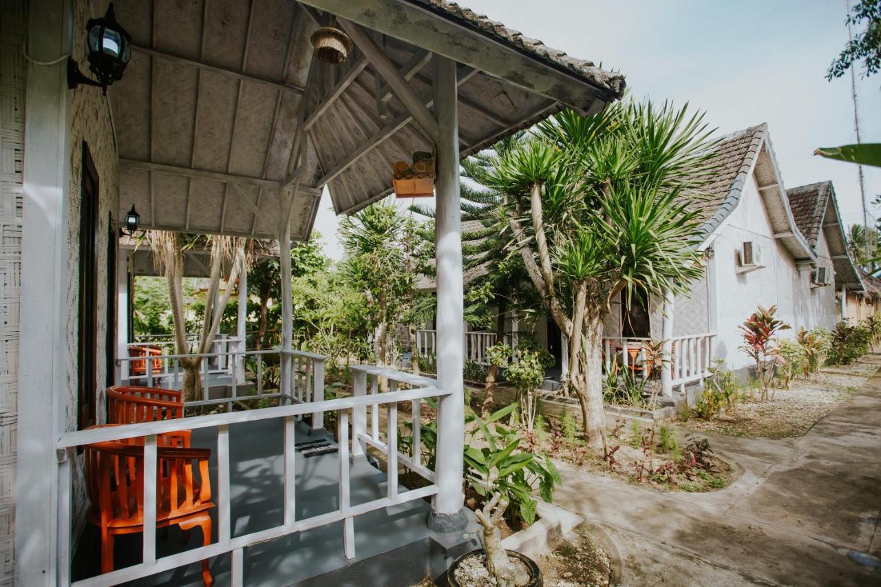 Fullmoon Bungalows Toyapakeh Exterior foto