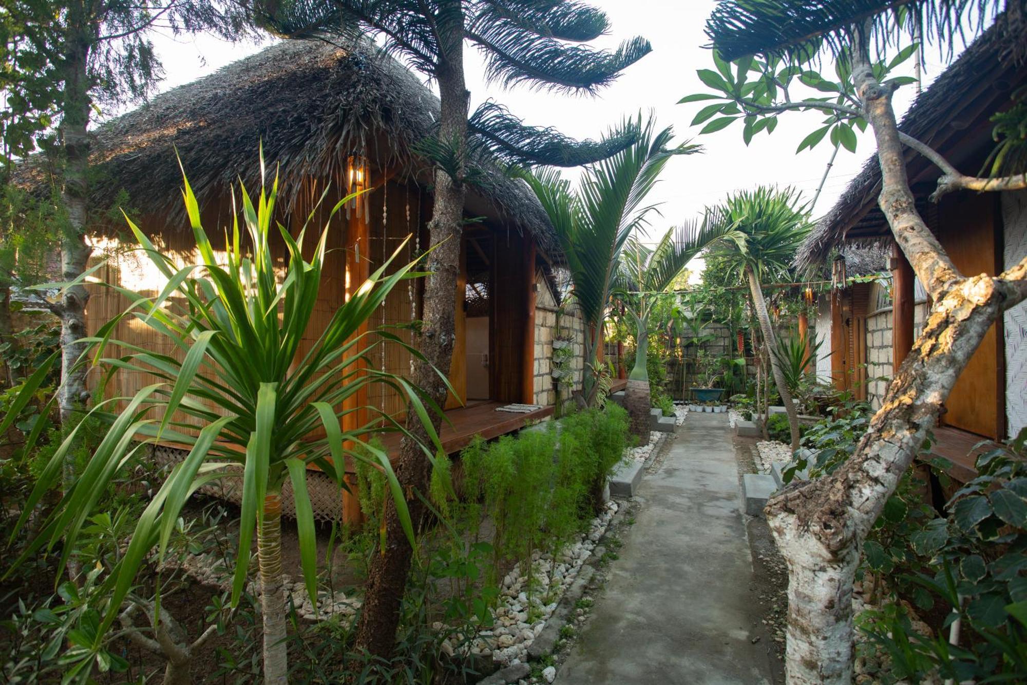 Fullmoon Bungalows Toyapakeh Exterior foto