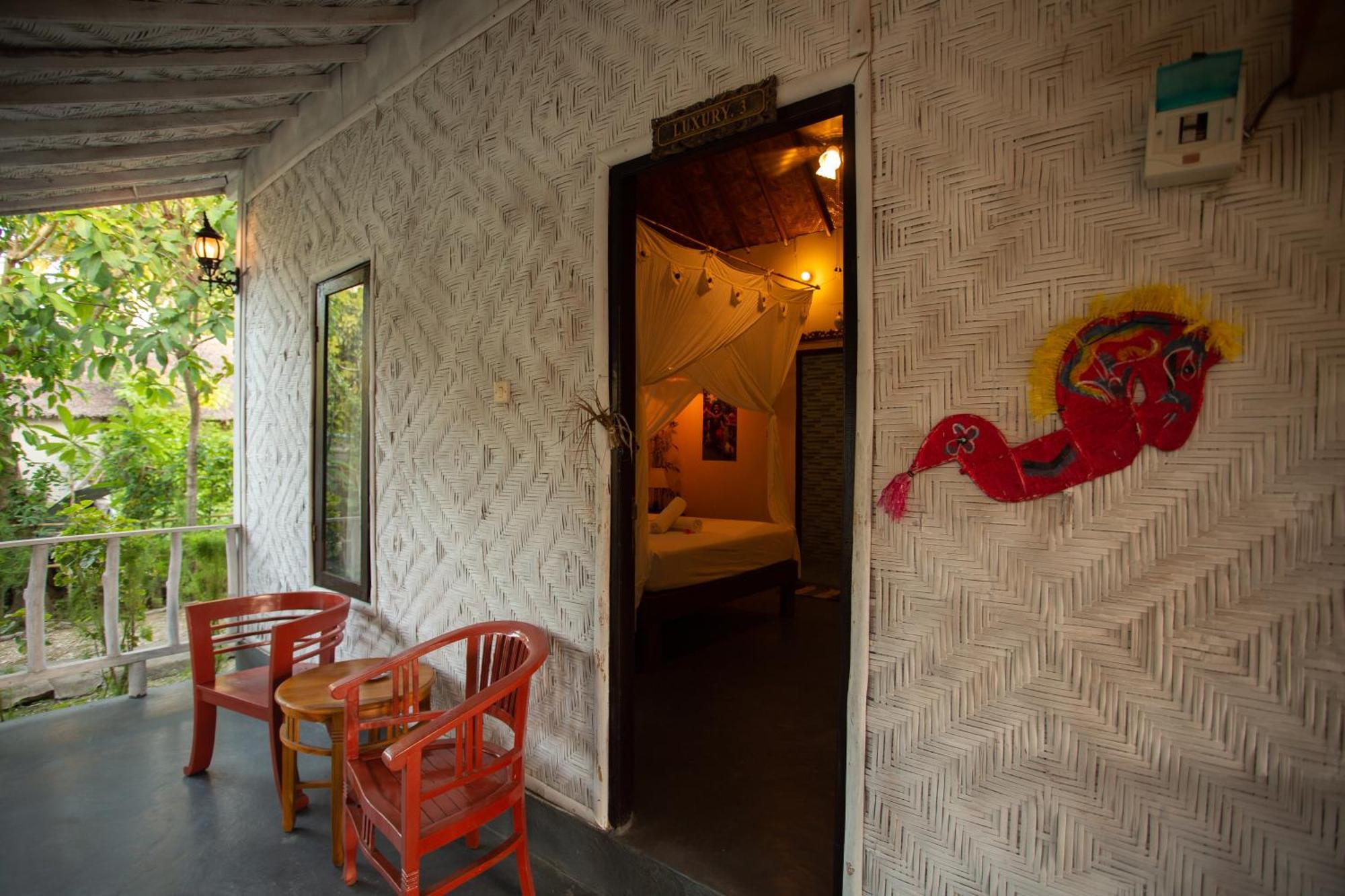 Fullmoon Bungalows Toyapakeh Exterior foto