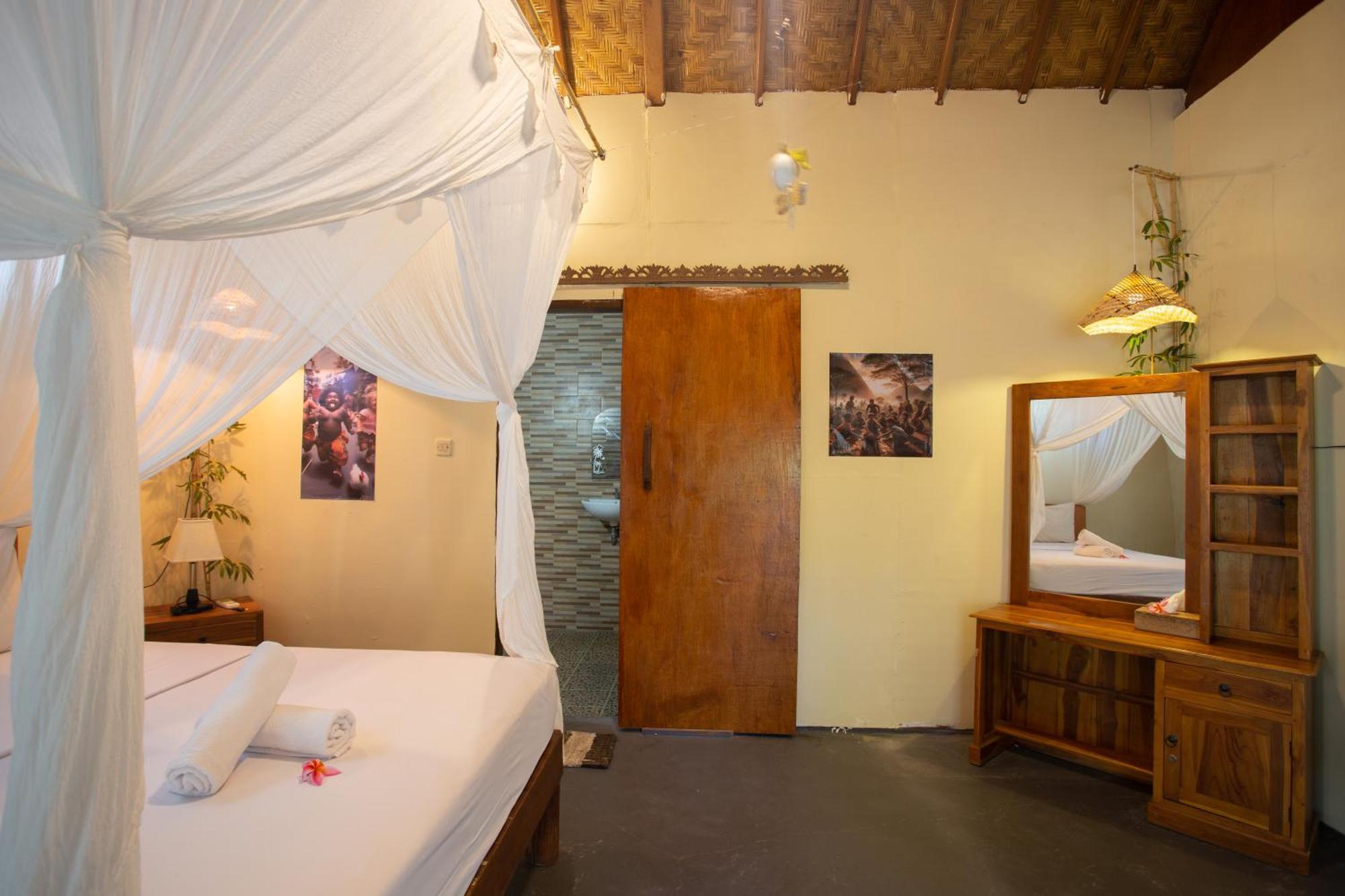 Fullmoon Bungalows Toyapakeh Exterior foto